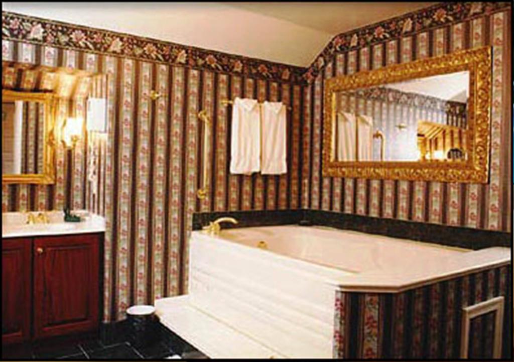 Bavarian Inn Shepherdstown Eksteriør billede